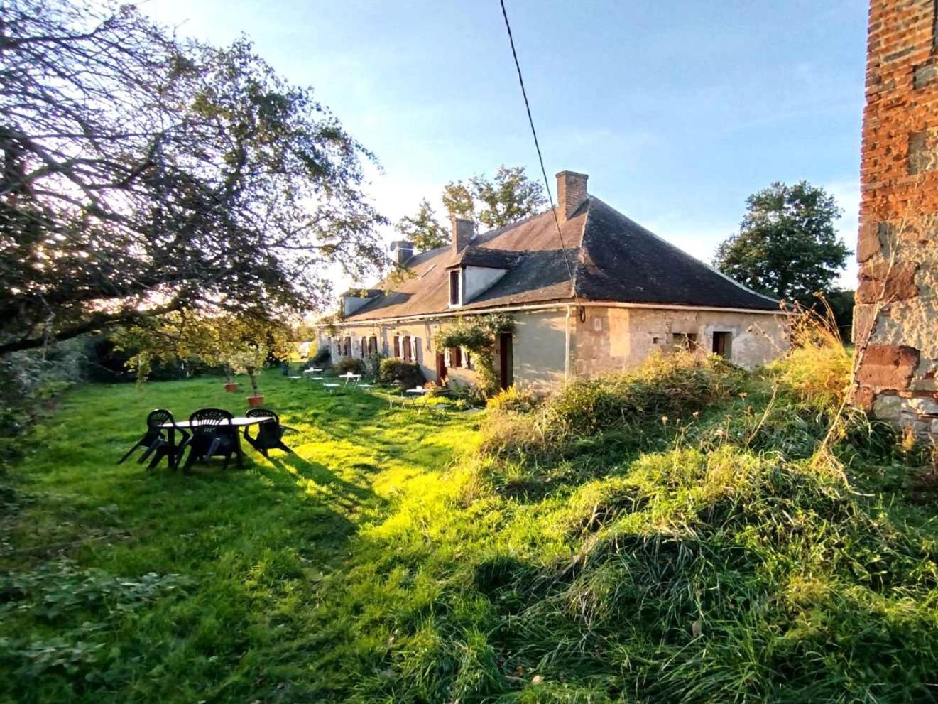 Gite Des Fours Agonges Exterior foto